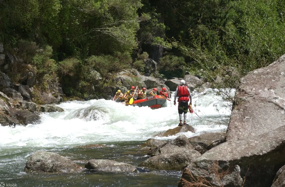 Wairoa river rafting
